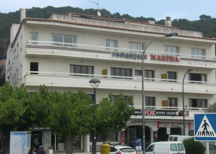Marina Lateral 2D